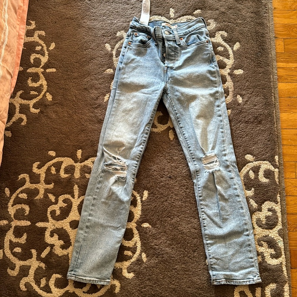 Target:Straight Jeans